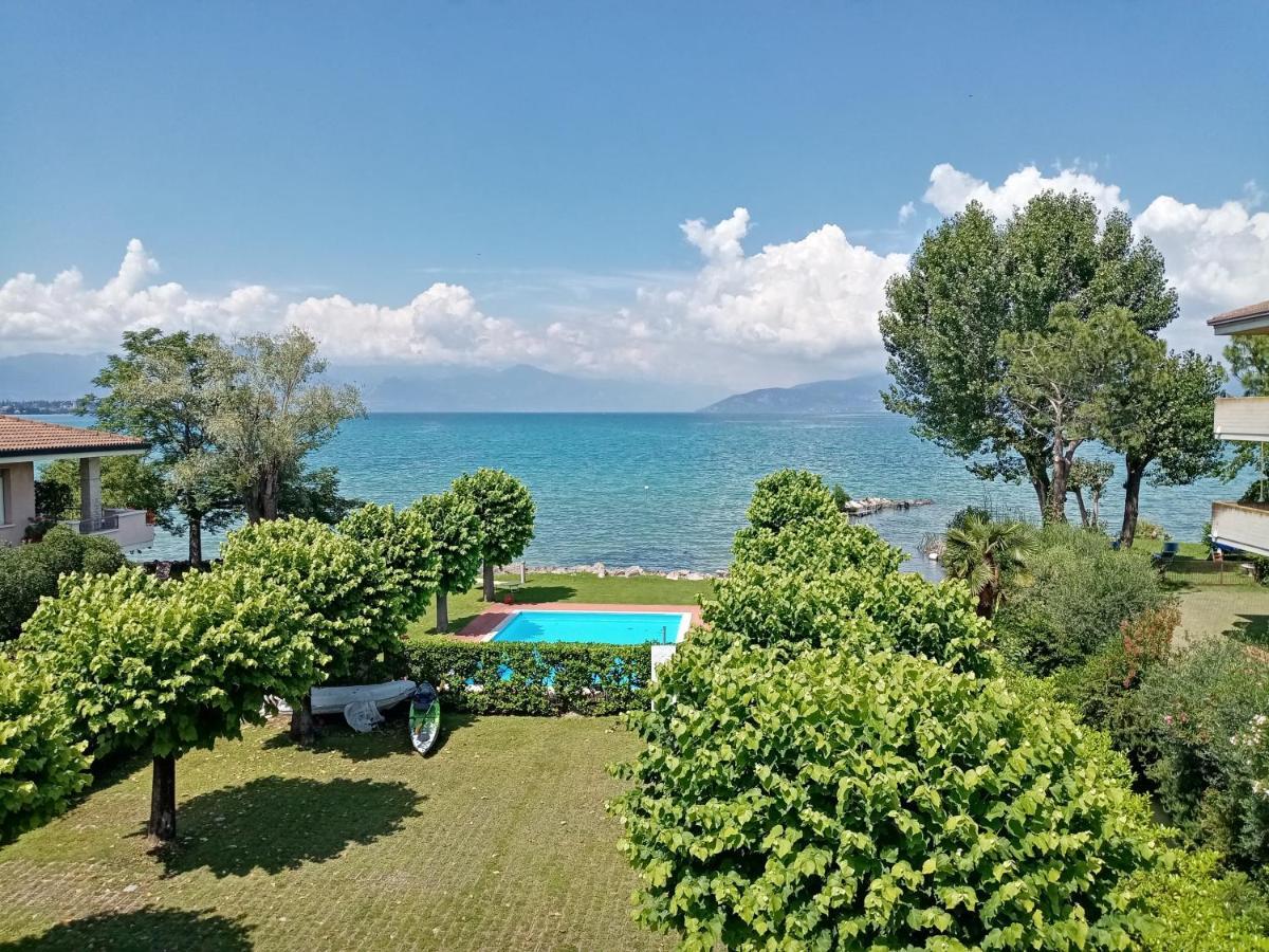 Casa Lugana 2 - monolocale con piscina fronte lago Sirmione Esterno foto