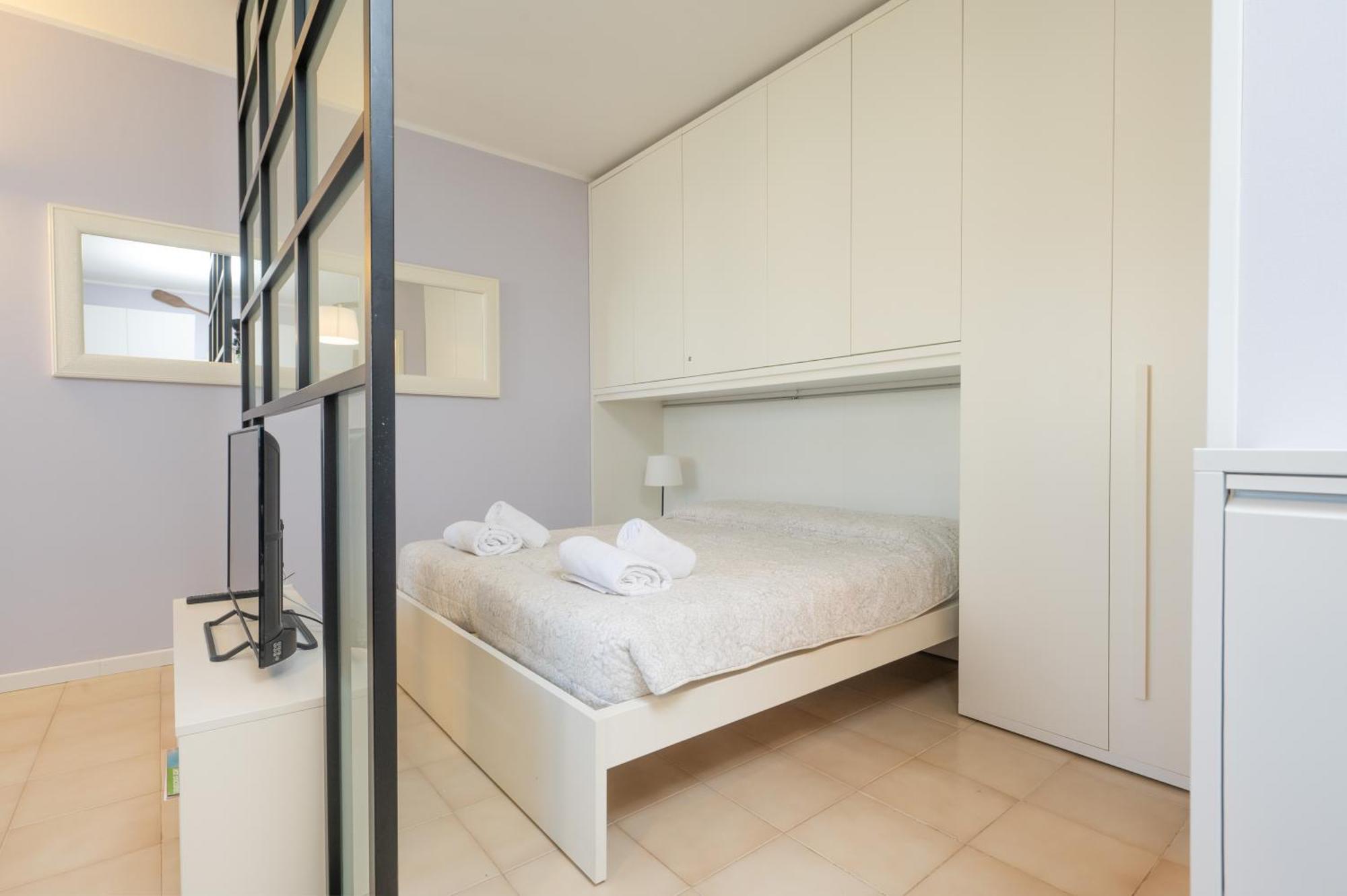 Casa Lugana 2 - monolocale con piscina fronte lago Sirmione Esterno foto